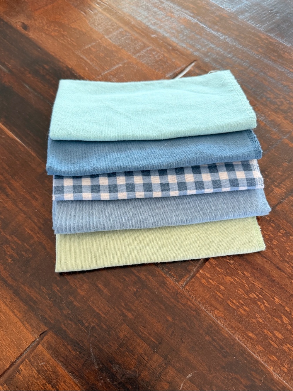 👚CLOSET CLEANOUT SALE👖 Blue and green Burp Cloths NWOT